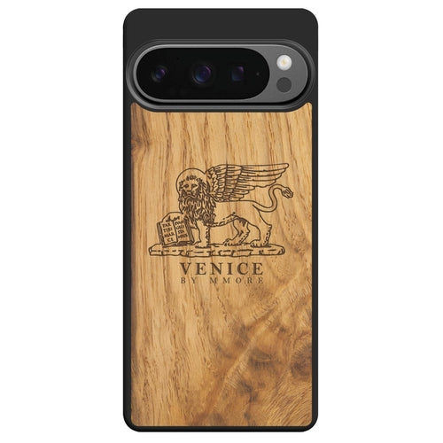 The Venice case - The Lion of St. Marco with the lettering